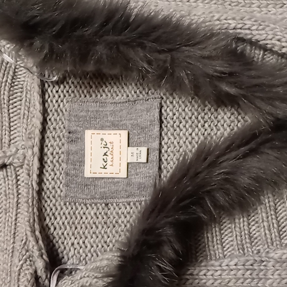 Kenji HandKnit Sweater w Faux Fur Hood and Kangaroo Pocket Size M - Picture 5 of 5